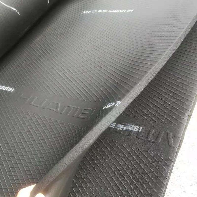 厂家定制贴铝箔黑色橡塑板 带铝箔橡塑板