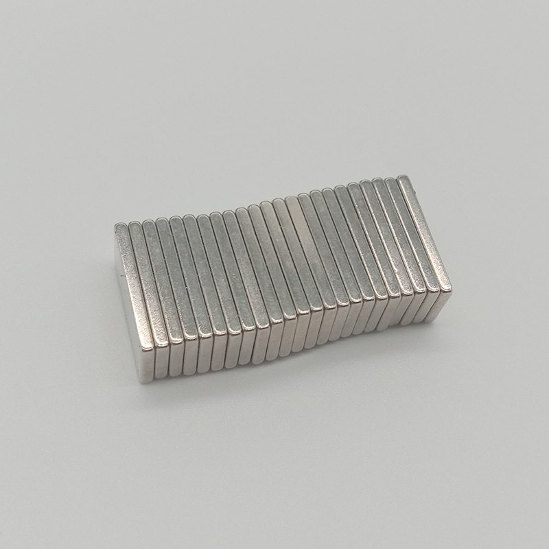 现货批发强力方块磁铁钕铁硼 强力磁铁强磁厂家定制钕铁硼强力磁铁