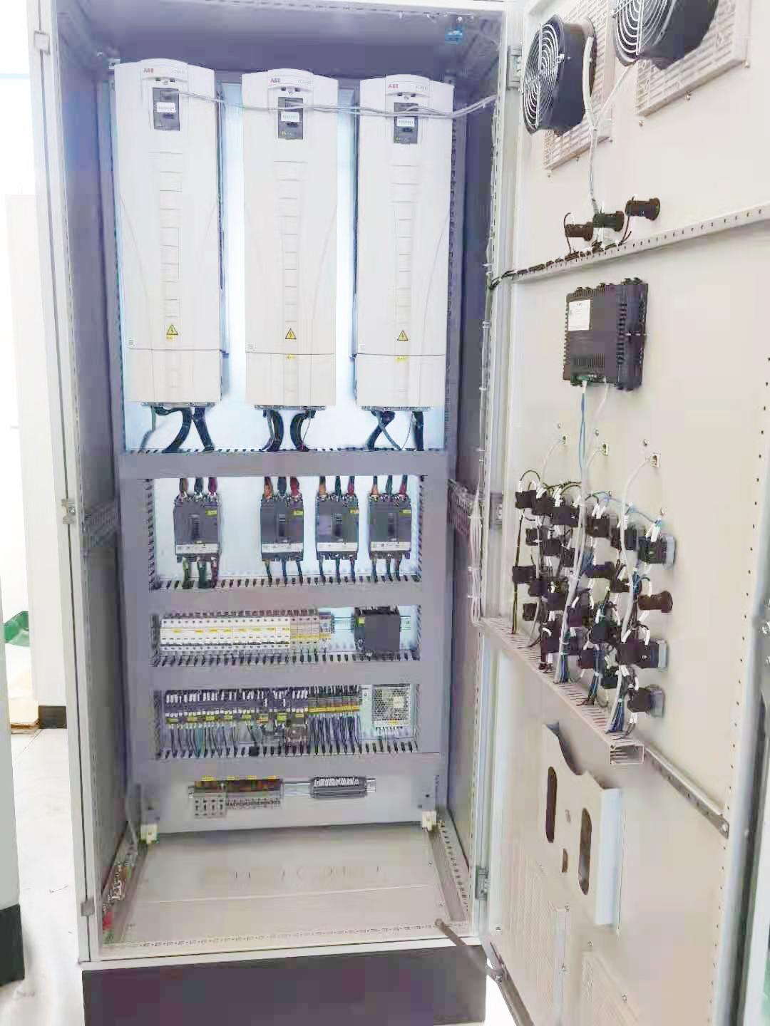 佛山电控柜 PLC控制箱可设计编程