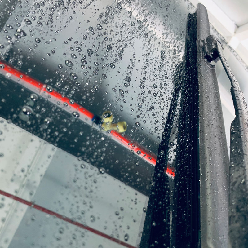供应轿车镀膜雨刷 标志206专用后雨刮