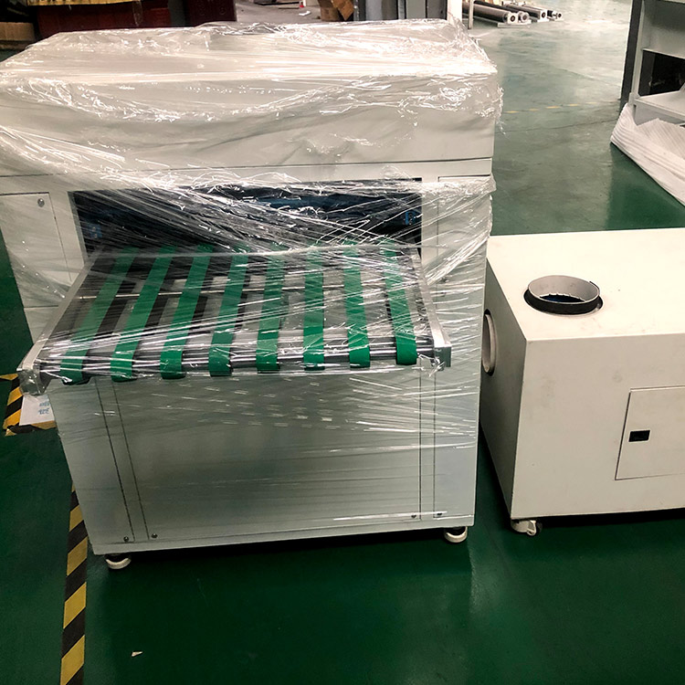 厂家直销节能的自动堆叠吸塑托盘除尘机
